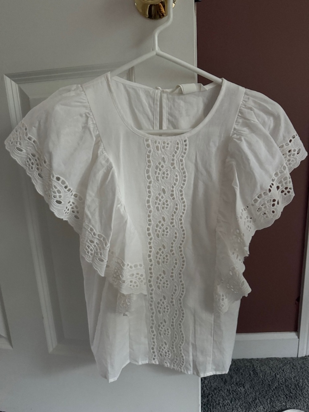 H&M eyelet cotton top. NWT. XS